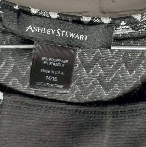 Ashley Stewart 14/16 White & Black Peplum Top - Picture 2 of 4